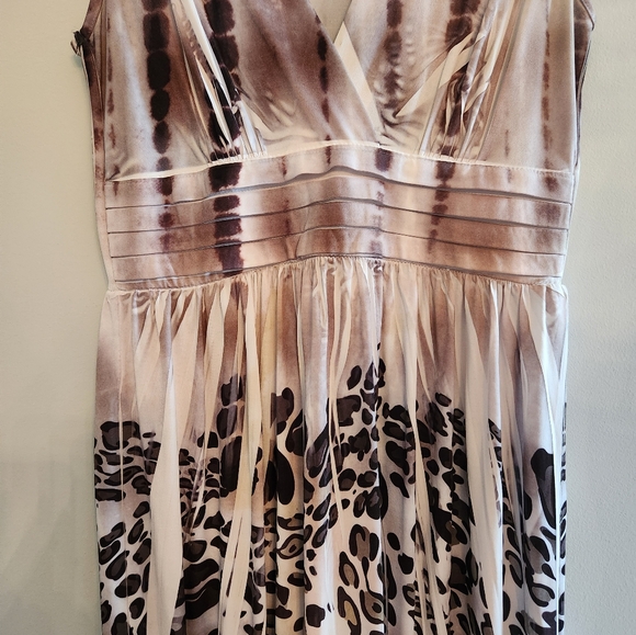 AB Studio BOHO Dress with pattern.  Size 6.  Floor length BOHO. - Picture 2 of 4